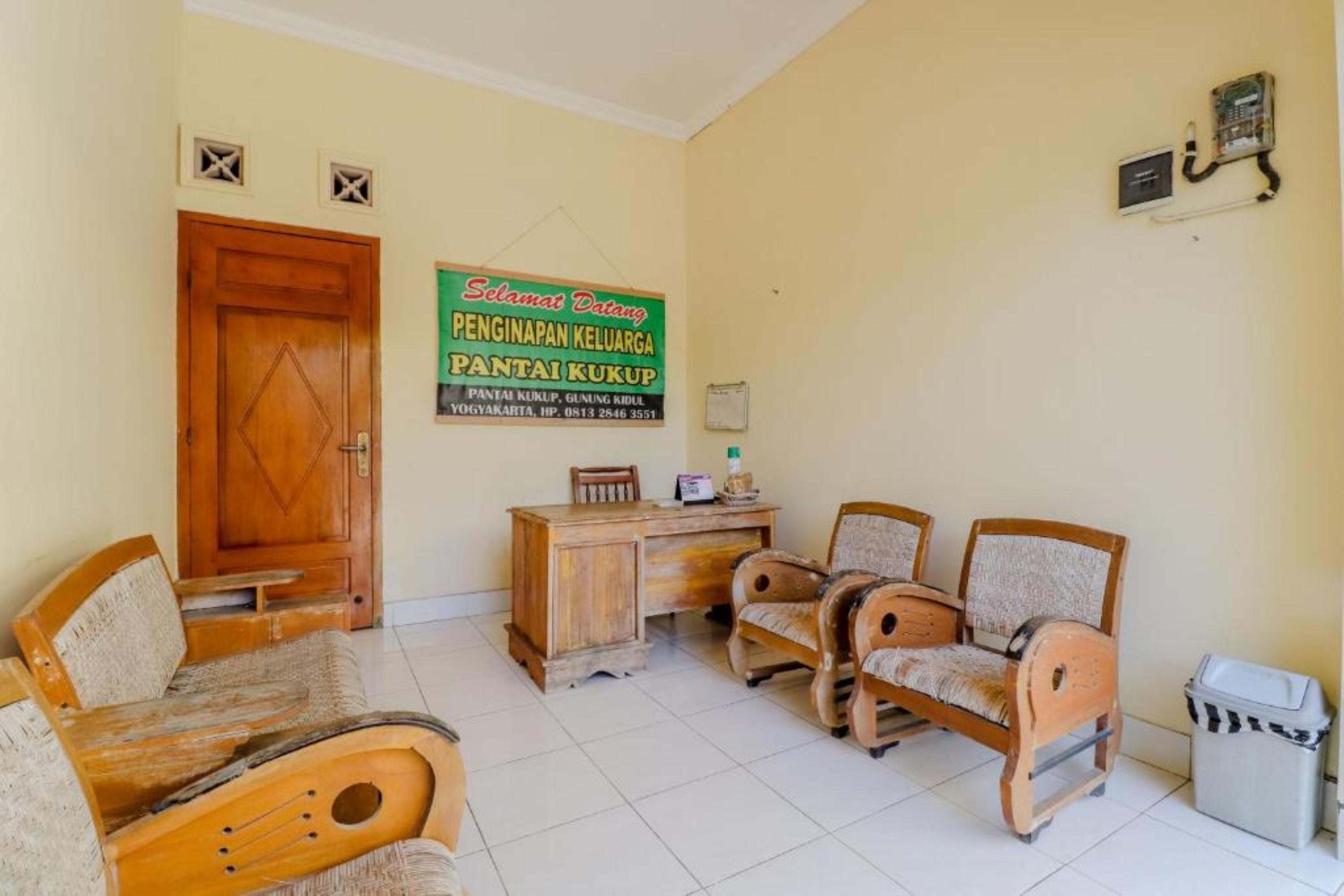 Penginapan Barokah Kemadang エクステリア 写真